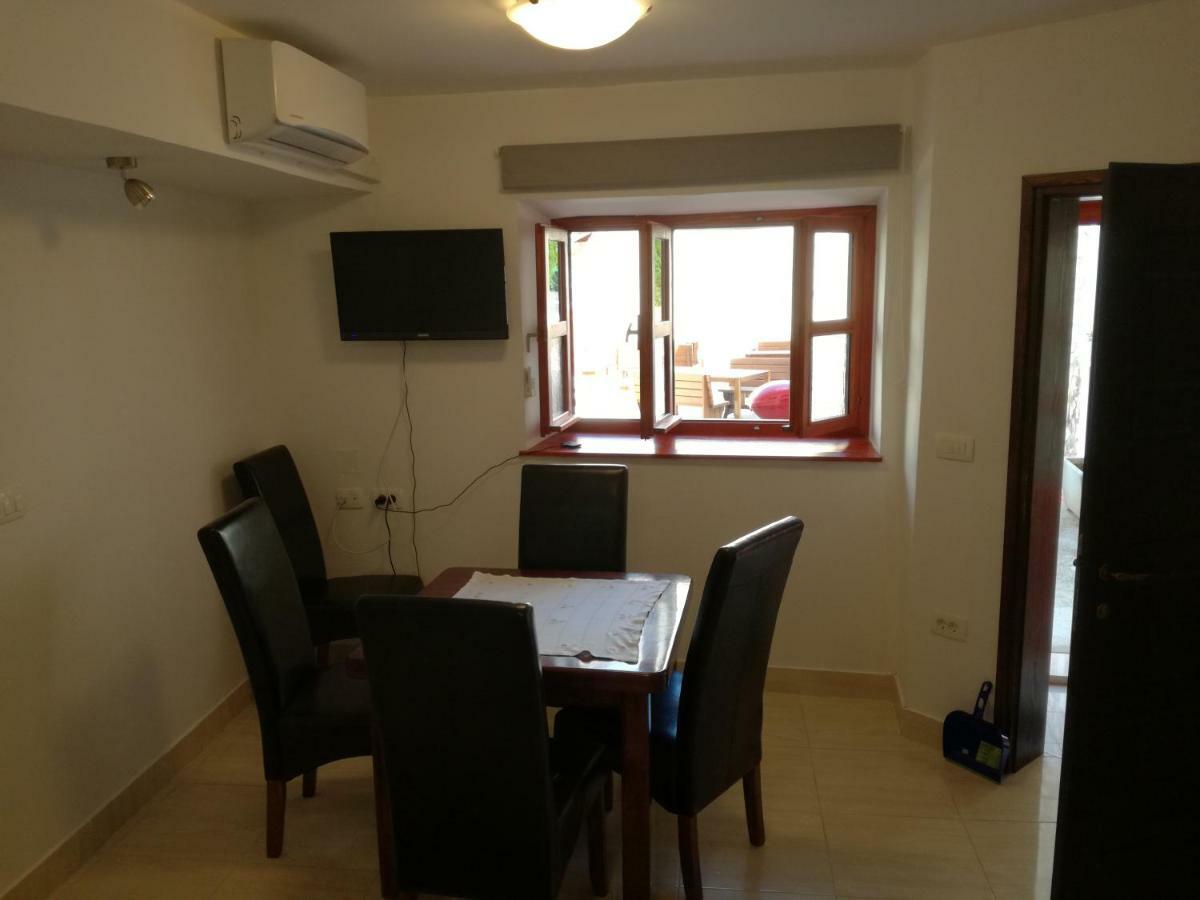 Apartment Ana 2 Sveti Filip i Jakov Bagian luar foto